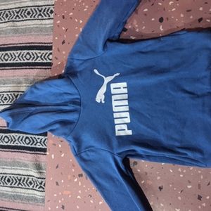 Puma hoodie kids medium (10-12)